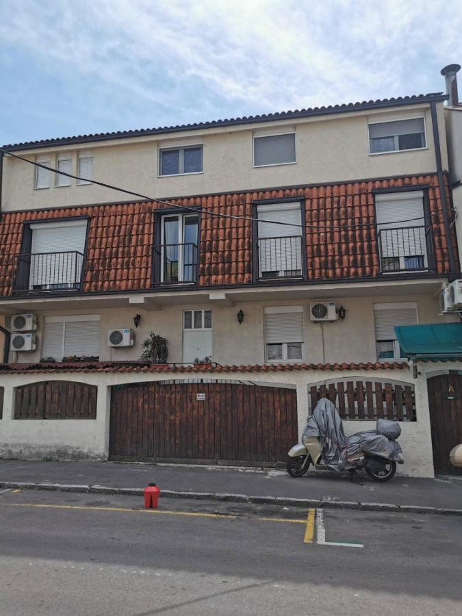 Agape Downtown Apartment Belgrade Exterior photo
