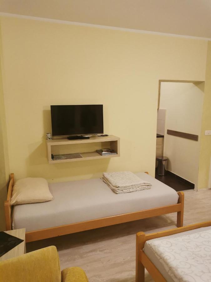 Agape Downtown Apartment Belgrade Exterior photo
